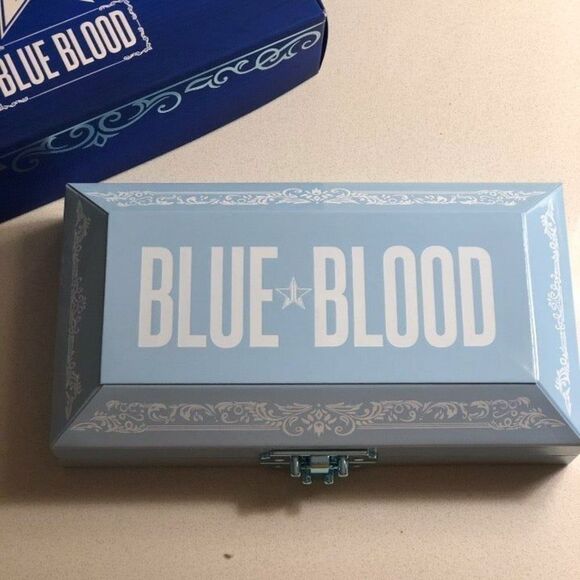 JEFFREE STAR COSMETICS EYESHADOW PALETTE BLUE BLOOD WITH BOX  Jeffree Star Blue Blood Palette